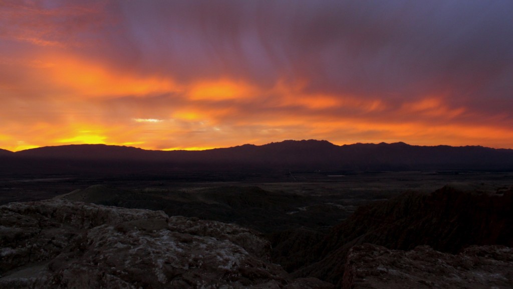 Yea, that's the show we wanted. Sunset over the Badlands.