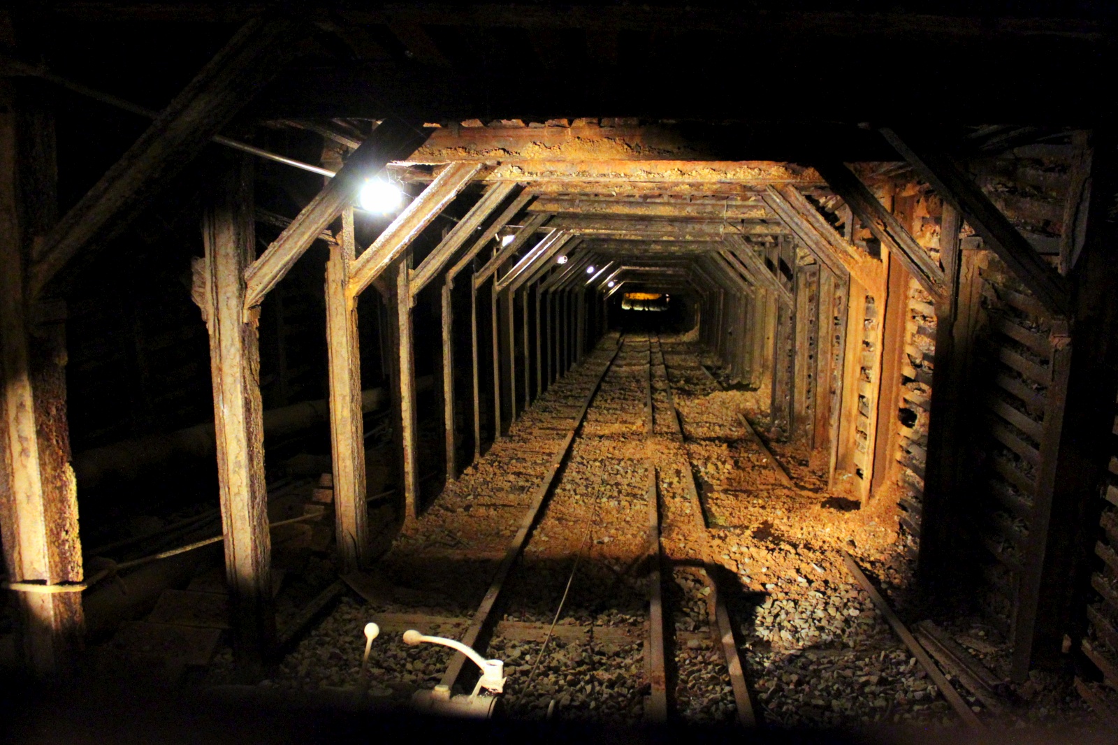 empire mine underground tour